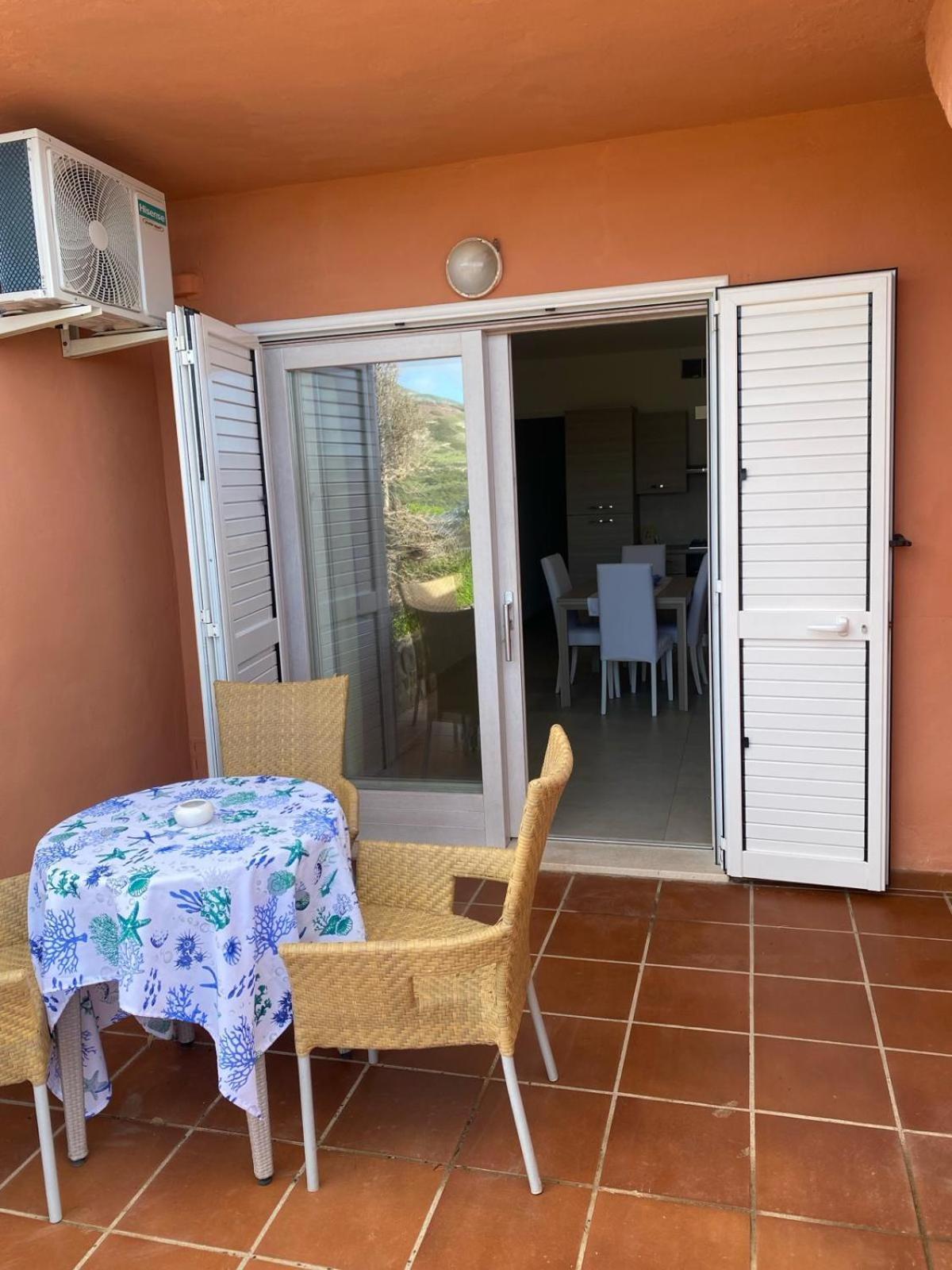 Villetta A Schiera - Bosa Marina Magomadas Εξωτερικό φωτογραφία